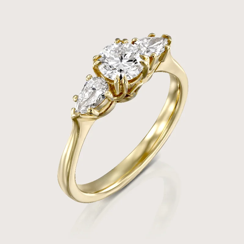 The Emma Ring White diamonds 5mm