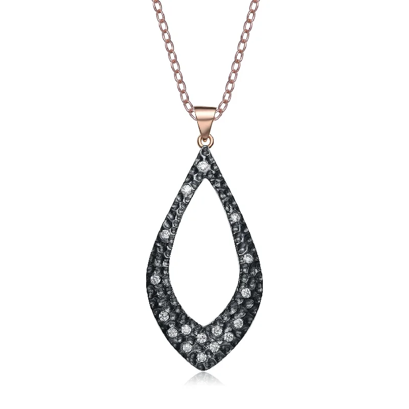 La Roche  Black Teardrop Pendant