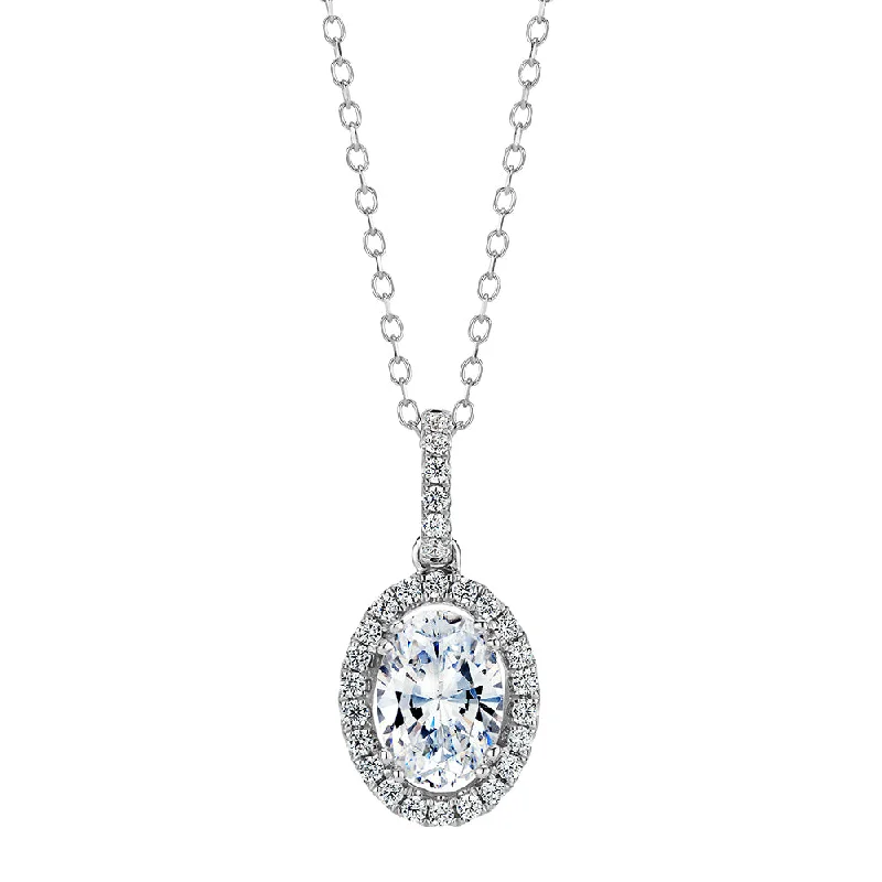 Halo pendant with 0.9 carats* of diamond simulants in 10 carat white gold