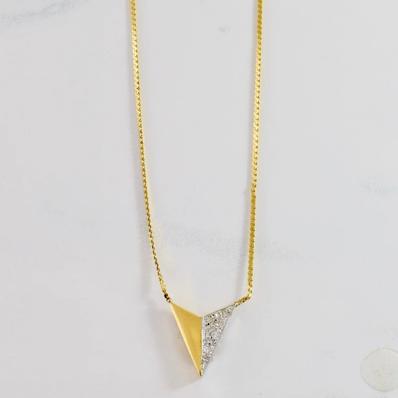 Diamond Chevron Necklace | 0.04 ctw SZ 16.5" |